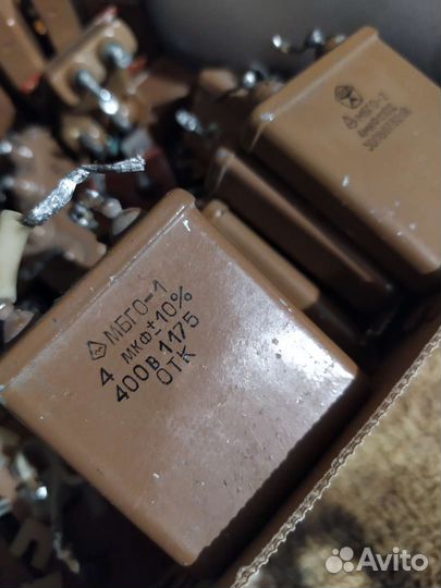 Радиодеталь конденсаторы