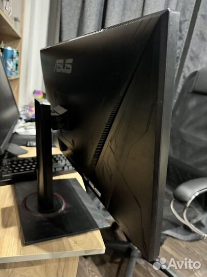 Игровой монитор Asus 165гц
