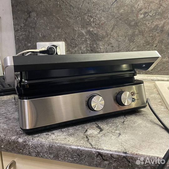 Электрогриль+ вафельница новая