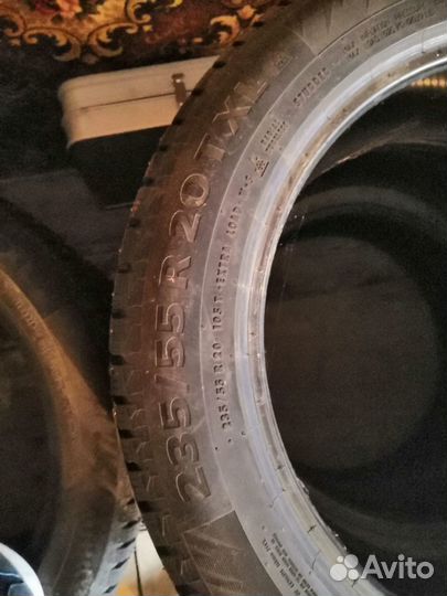 Continental IceContact 2 SUV 235/55 R20