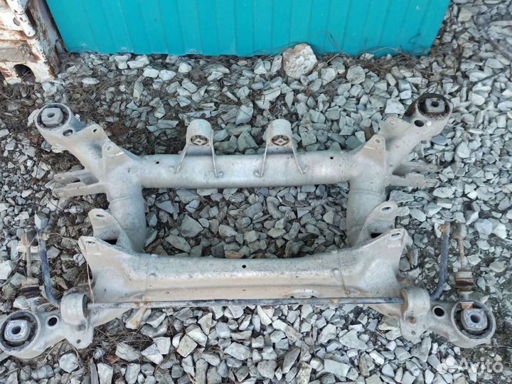 Подрамник задний Bmw 5-Series E60