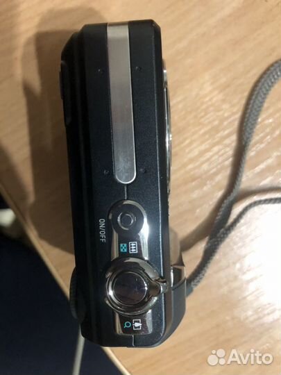 Компактный фотоаппарат