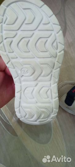 Сандалии 24