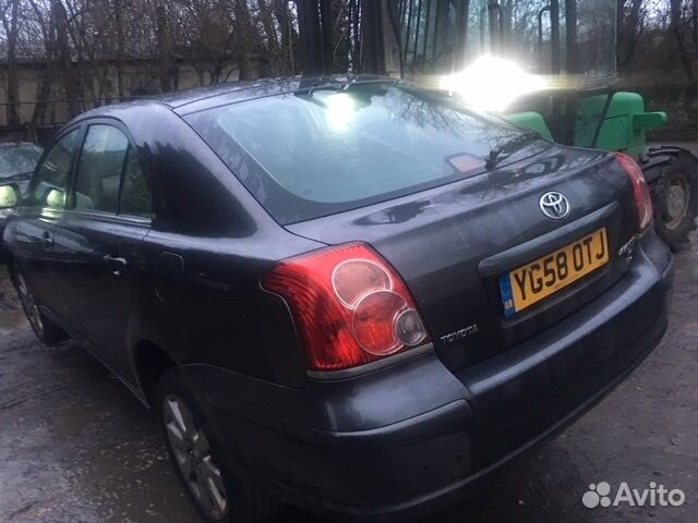 Разбор на запчасти Toyota Avensis 2