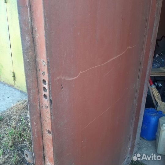 Ворота гаражные металлические бу
