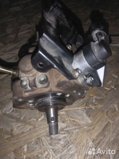 Citroen C4 Grand Picasso 2007 1.6D 80квт насос тнв