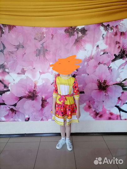 Платье эстрадное