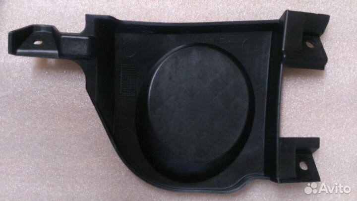 Щиток противотуманной фары на BMW E87 51117058462