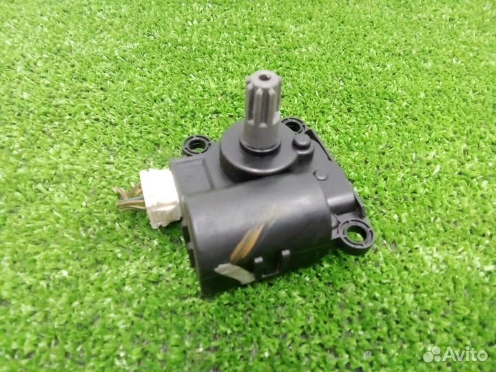 Моторчик заслонки печки Hyundai Santa Fe 3 D332CK8AA