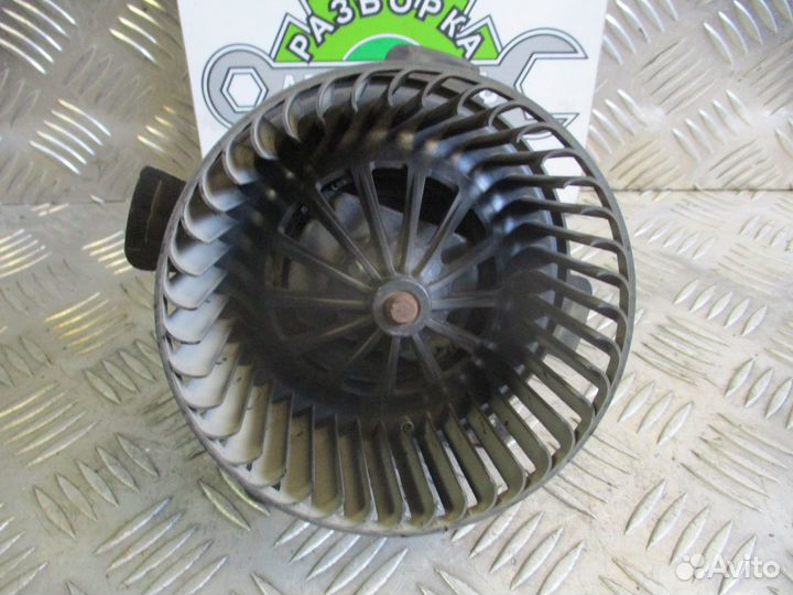 Моторчик отопителя Citroen C4 2007г