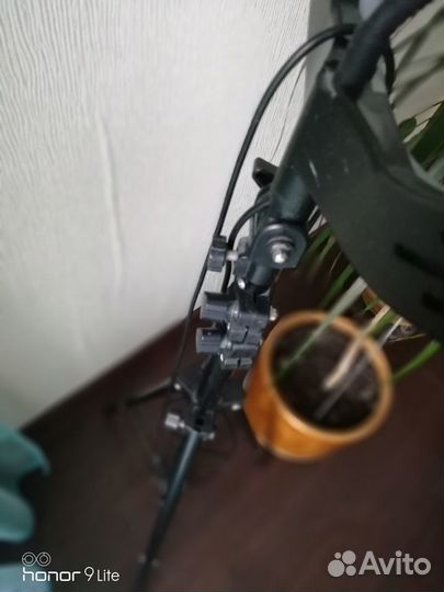 Кольцевая лампа со штативом