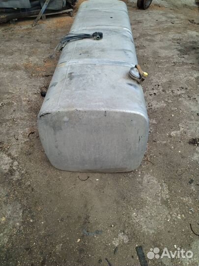 Топливный бак DAF XF 95 2005