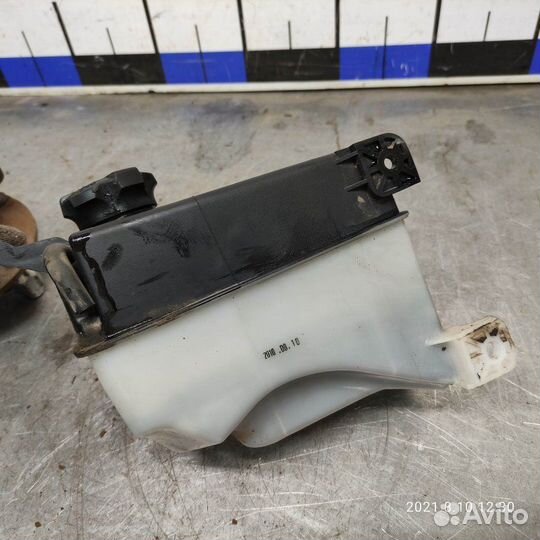 Бачок расширительный Hyundai Santa Fe 2 D4HB 2010