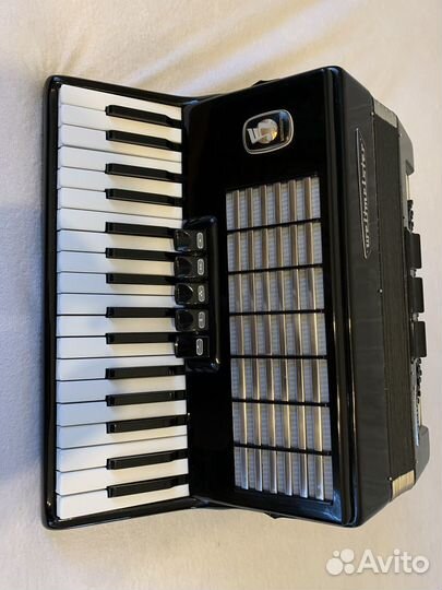 Аккордеон Weltmeister Stella 3/4 почти новый