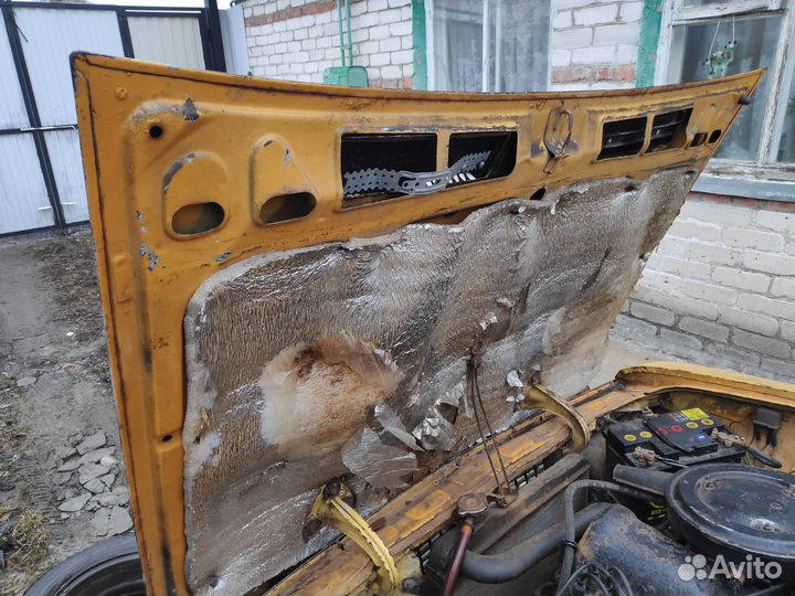 Капот на ваз 2106