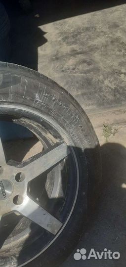 Pirelli Chrono 215/65 R17