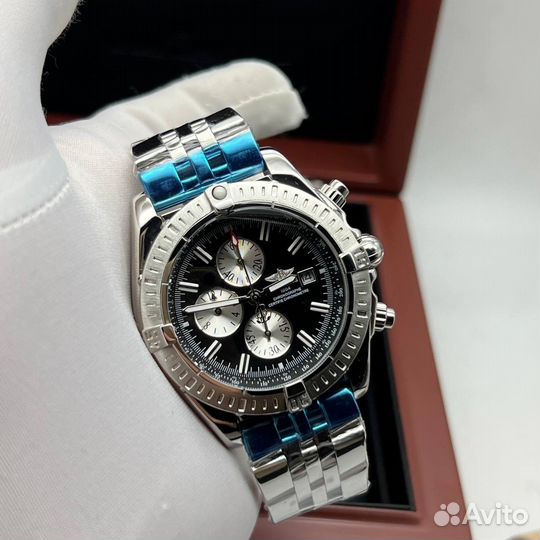 Часы Breitling