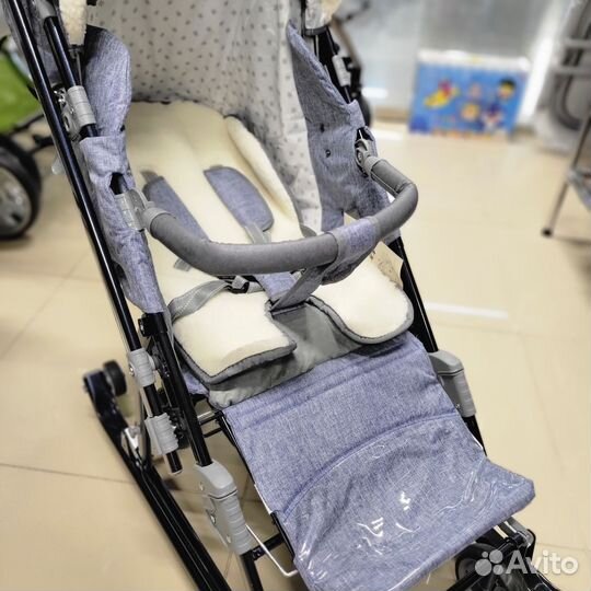 Санки-коляска с шерстью и амортизацией новые