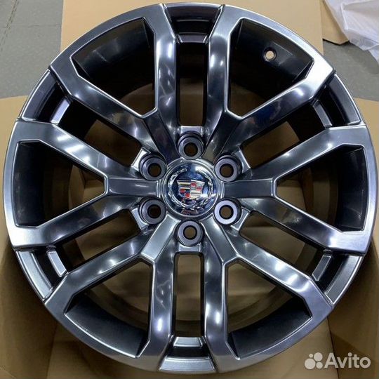 Диски на Infiniti Инфинити QX56 R22