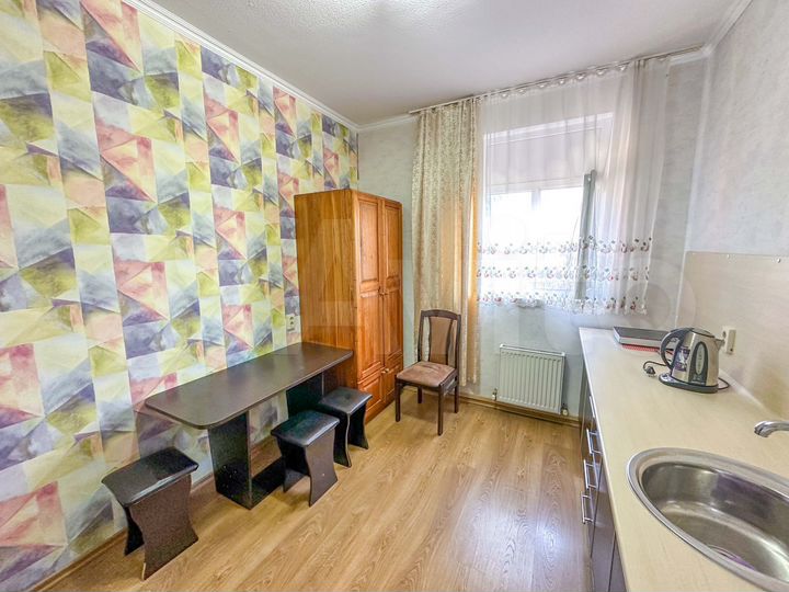 1-к. квартира, 30 м², 4/4 эт.