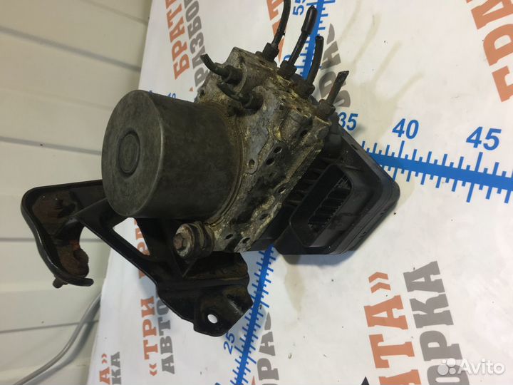 Тойота Хайлюкс Блок ABS