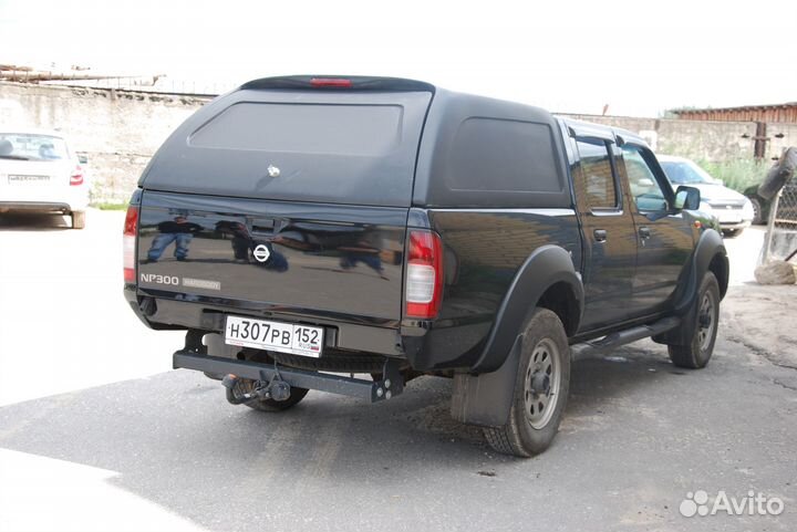 Nissan NP300 кунг