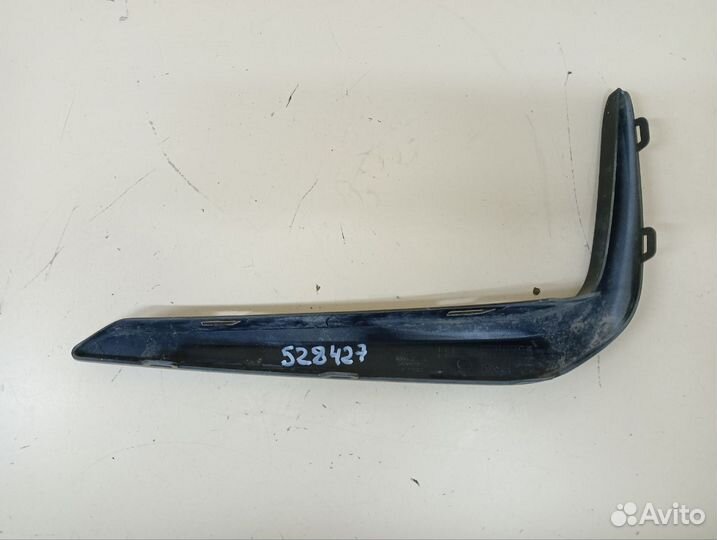 Накладка переднего бампера левая BMW 5-series G30