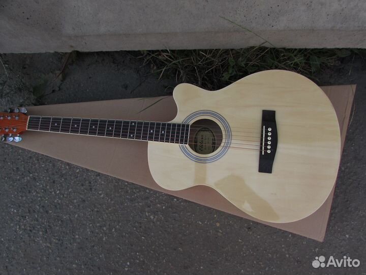 Гитара акустическая. Отличная обработка. Гарантия