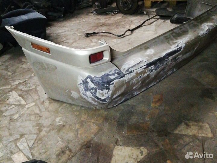 Mazda mpv 1 задний бампер