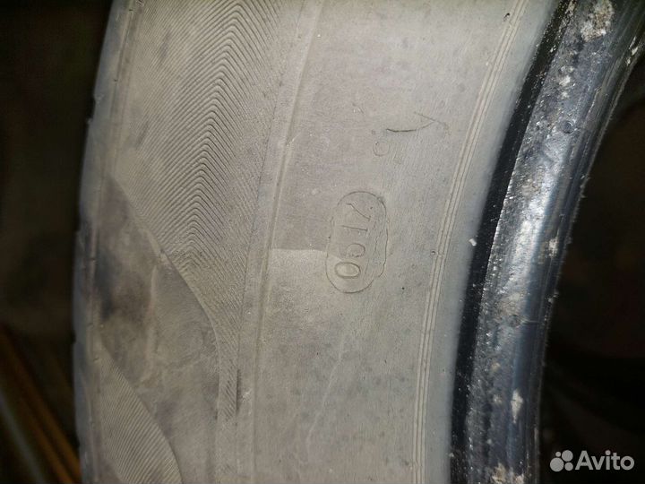 Viatti Strada Asimmetrico 215/60 R16