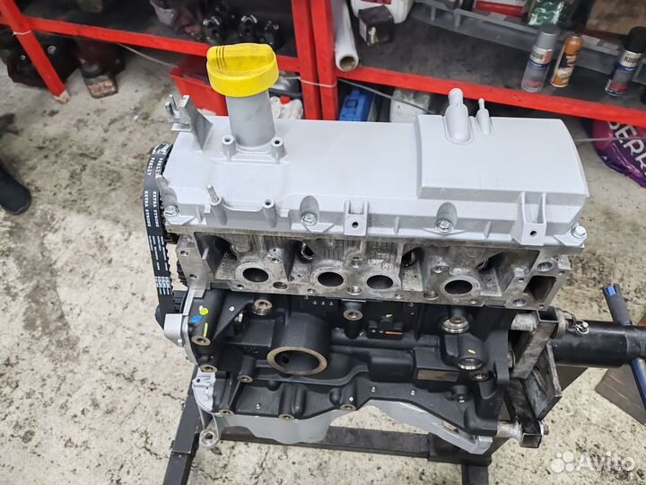 Двигатель Renault K7M K7J K4M