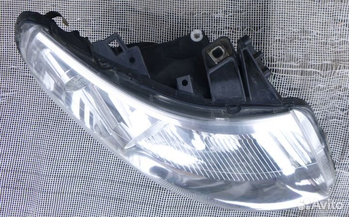 Пежо Боксер фара правая