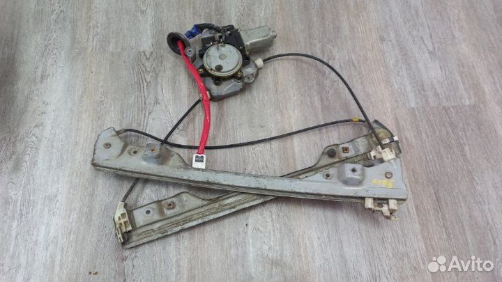 Стеклоподъемник передний правый Infiniti Fx35 S50