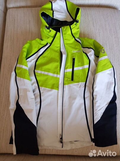 Горнолыжный костюм