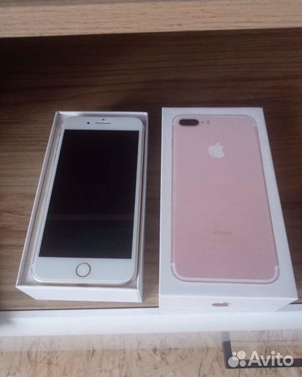 Телефон iPhone 8 plus