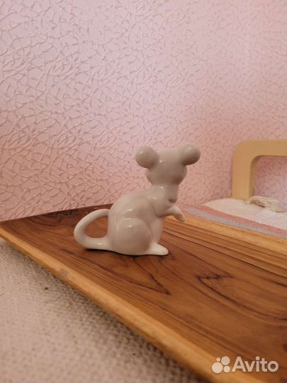 Статуэтка мышка