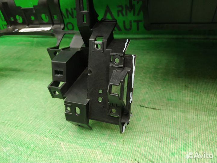 Торпедо Land Rover Range Rover Sport 2 2013