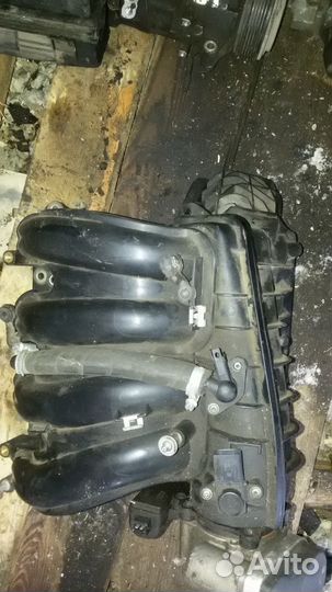 Коллектор впускной от двигателя n42 бмв е46