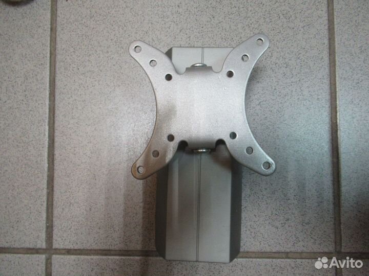 Кронштейн для тв