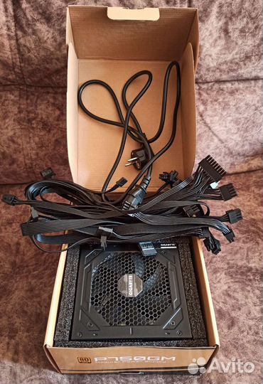 Блок питания Gigabyte P750GM 80+ Gold