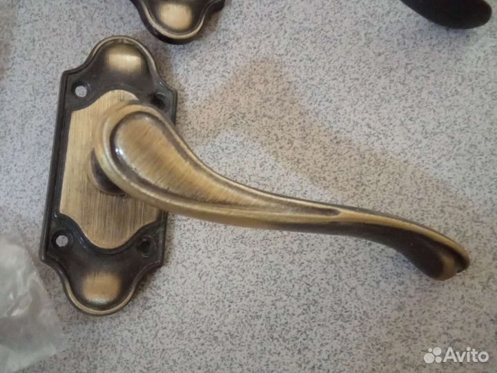 Замок межкомнатный