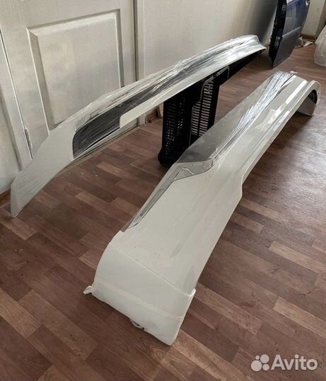 Обвес на land cruiser 200 executive y332