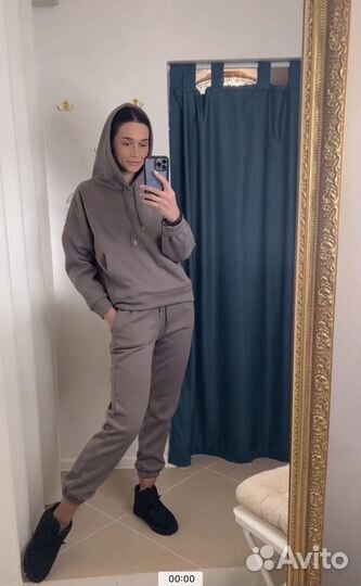 Спортивный костюм женский теплый