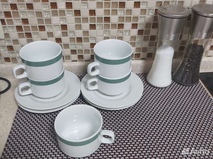Чашки кофейные с блюдцами 4 шт. - гдр