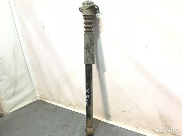 Амортизатор задний левый Volkswagen Polo 1 седан