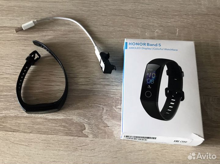 Фитнес браслет honor band 5