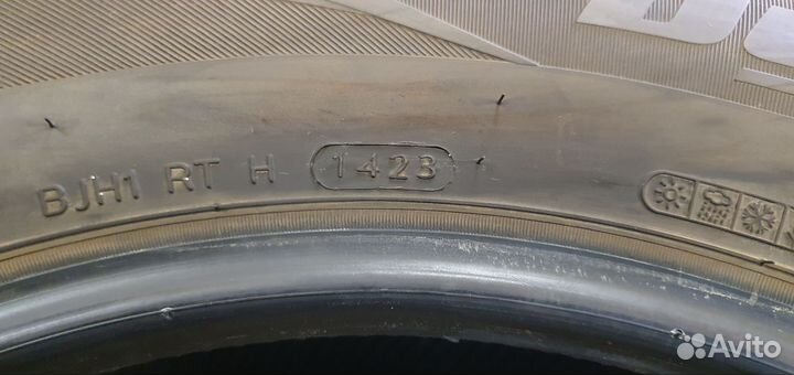 Hankook Dynapro HP2 RA33 225/65 R17 102H