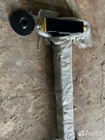 Задние гидравлические лапы, Аутигеры