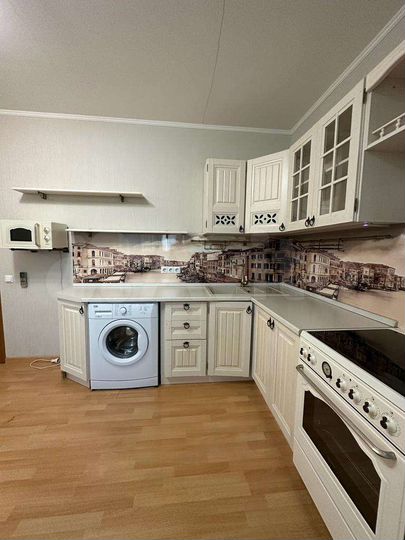 2-к. квартира, 110 м², 2/9 эт.