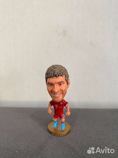 Фигурки футболистов